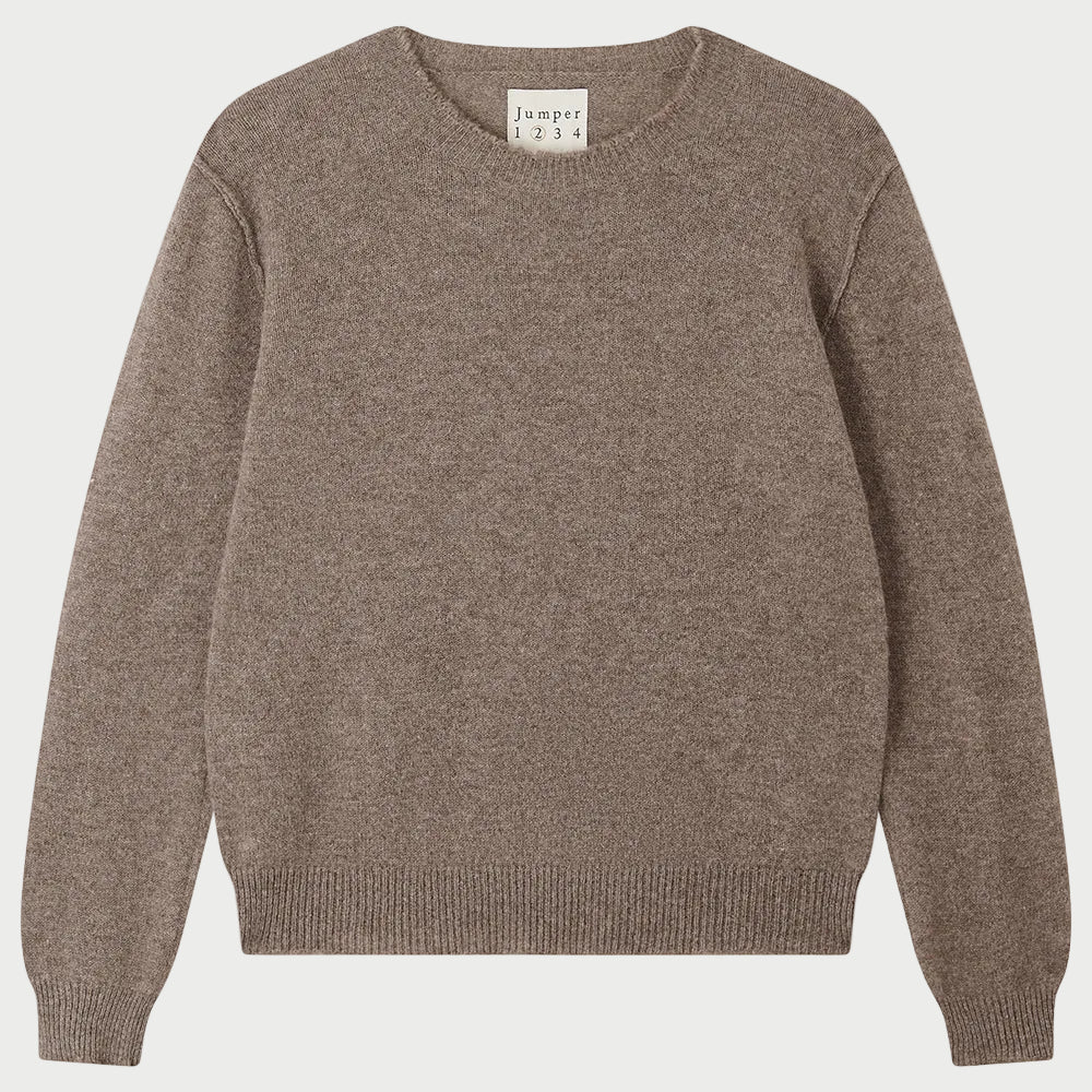 JUMPER 1234 Distressed Cashmere Crew Moose in brown: a relaxed-fit long-sleeved crewneck sweater with distressed ribbed cuffs and hem.