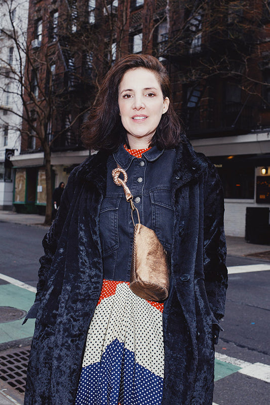 Founder of upcycled bag brand Volta Atelier, Fernanda Daudt, rocking the Navigli Bag