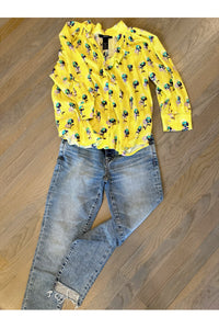 smythe blouse and moussy jeans at west2westport.com