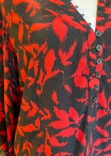 Load image into Gallery viewer, Twina Zadig pattern up-close, available at west2westport.com