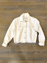 Load image into Gallery viewer, Frame white denim jacket at west2westport.com