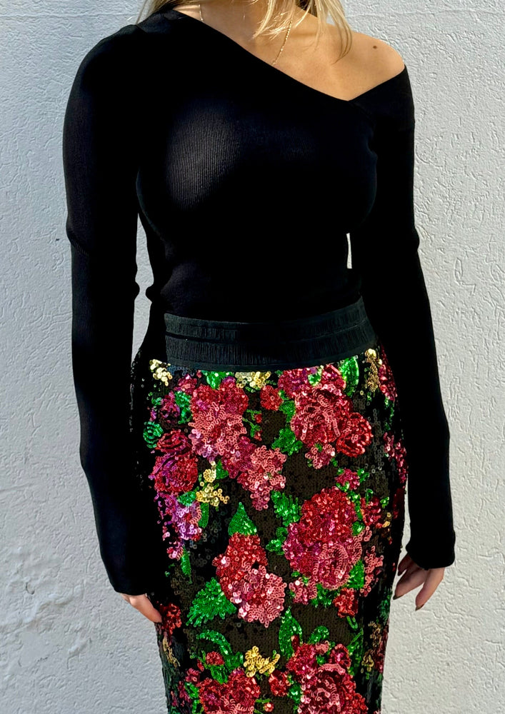 
            
                Load image into Gallery viewer, Essentiel Antwerp Knitted pullover, available at west2westport.com
            
        