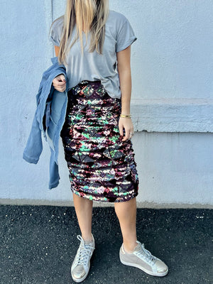 rock star skirt with perfect white tee t-shirt and Frame vintage denim jacket at westport.com