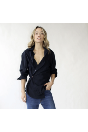 Mens shirt with a twist in navy - west2westport.com